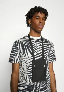 Offres ✔️ Only & Sons ONSGEORGE TEE - T-shirt Imprimé - Dark Navy 🤩 -Boutique Only & Sons 08aa62c0cd1f4816a53868cedd49089b