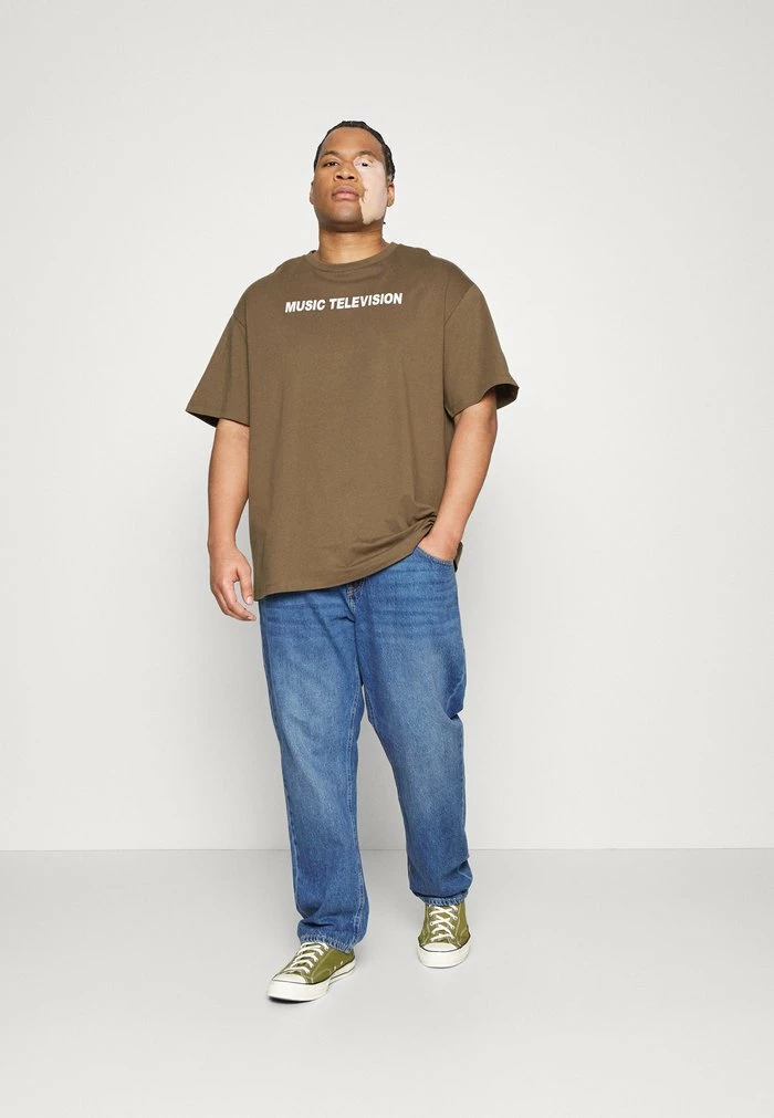 Top 10 🛒 Only & Sons ONSMTV TEE - T-shirt Imprimé - Teak 🔔 2 Top 10 🛒 Only & Sons ONSMTV TEE - T-shirt Imprimé - Teak 🔔 – Image 2