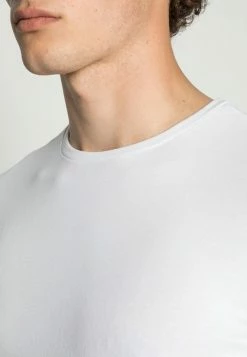 De gros ⭐ Only & Sons ONSBASIC SLIM TEE - T-shirt à Manches Longues - White 😍 9 De gros ⭐ Only & Sons ONSBASIC SLIM TEE - T-shirt à Manches Longues - White 😍 -Boutique Only & Sons 1ada288991704cedb7e35e7763f5805f