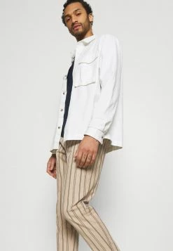 Le moins cher 🎉 Only & Sons ONSLEOLIFE STRIPE MIX CROP - Pantalon Classique - Chinchilla 🌟 9 Le moins cher 🎉 Only & Sons ONSLEOLIFE STRIPE MIX CROP - Pantalon Classique - Chinchilla 🌟 -Boutique Only & Sons 1c3a441b32814a9aaa4a6a0605721b12