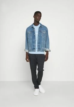 Boutique Only & Sons -Boutique Only & Sons 339c7d26e6ad41a5a95556d3558255c0