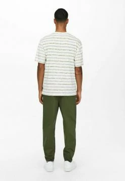 Acheter 👍 Only & Sons RELAXED FIT - T-shirt Imprimé - Star White 👏 -Boutique Only & Sons 3c97d2dd627c4efe8523c94dfe7e83c9