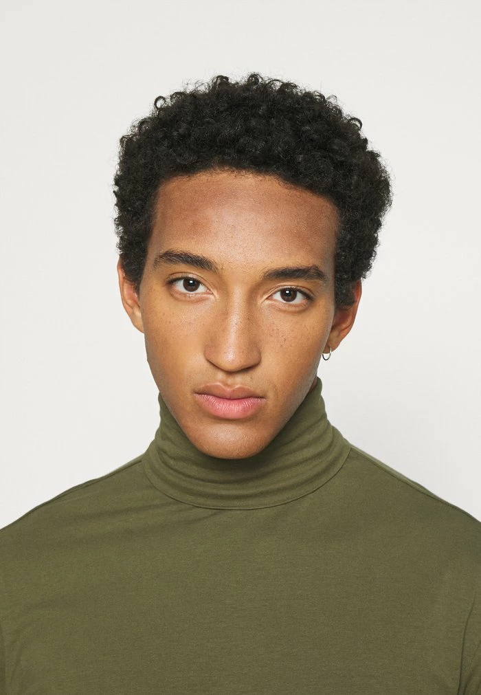 Offres ❤️ Only & Sons ONSMICHAN SLIM ROLLNECK TEE - T-shirt à Manches Longues - Olive Night ✨ 4 Offres ❤️ Only & Sons ONSMICHAN SLIM ROLLNECK TEE - T-shirt à Manches Longues - Olive Night ✨ – Image 4