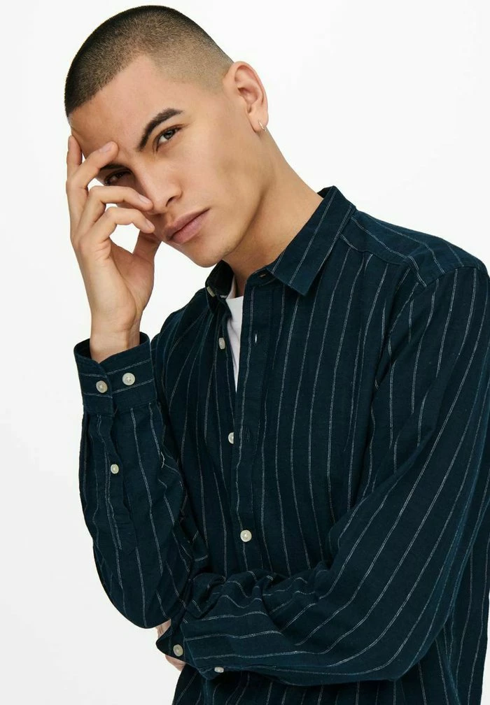 Tout neuf 🔥 Only & Sons Chemise - Dark Navy 🎉 5 Tout neuf 🔥 Only & Sons Chemise - Dark Navy 🎉 – Image 5