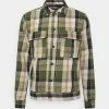 Meilleure vente 🔥 Only & Sons ONSAJAY CHECK OVERSHIRT - Chemise - Rifle Green 🎉
