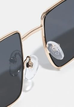 Sortie 🤩 Only & Sons ONSSUNGLASSES UNISEX - Lunettes De Soleil - Black ✨ -Boutique Only & Sons 4cdaccd8d2204100a04bb42be6a7eb4e