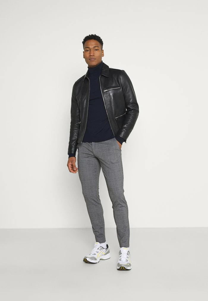 Le moins cher 👍 Only & Sons ONSMARK TAP PANT CHECK - Pantalon Classique - Black 🧨 2 Le moins cher 👍 Only & Sons ONSMARK TAP PANT CHECK - Pantalon Classique - Black 🧨 – Image 2