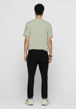 Vente flash 💯 Only & Sons Pantalon Classique - Black ✔️ 8 Vente flash 💯 Only & Sons Pantalon Classique - Black ✔️ -Boutique Only & Sons 5c9369ddaff44d3c83e44f897dcba89b
