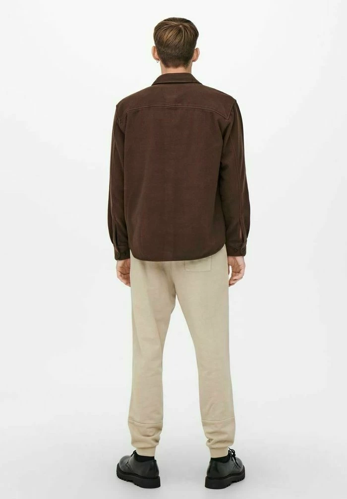 Tout neuf ⌛ Only & Sons Chemise - Chicory Coffee 🛒 3 Tout neuf ⌛ Only & Sons Chemise - Chicory Coffee 🛒 – Image 3