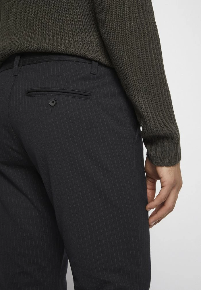 Sortie 🎁 Only & Sons ONSMARK PANT STRIPE - Pantalon Classique - Black 🤩 7 Sortie 🎁 Only & Sons ONSMARK PANT STRIPE - Pantalon Classique - Black 🤩 – Image 7