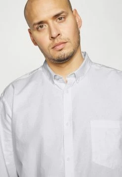 Grosses soldes ⌛ Only & Sons ONSALVARO LIFE OXFORD - Chemise - White 🎉 15 Grosses soldes ⌛ Only & Sons ONSALVARO LIFE OXFORD - Chemise - White 🎉 -Boutique Only & Sons 8a1dd629a0e14a3c9c68c46ea7346fdc