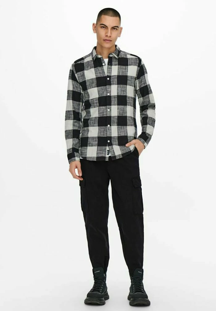 Bon marché 🌟 Only & Sons Pantalon Cargo - Black ⭐ 2 Bon marché 🌟 Only & Sons Pantalon Cargo - Black ⭐ – Image 2