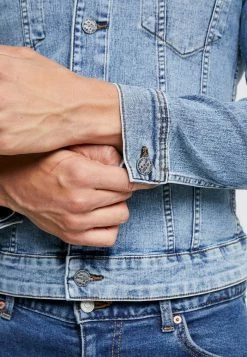 Acheter 👍 Only & Sons ONSCOME TRUCKER - Veste En Jean - Blue Denim 💯 -Boutique Only & Sons ac23cc2754f74c0bb92bb3ead23a0fac