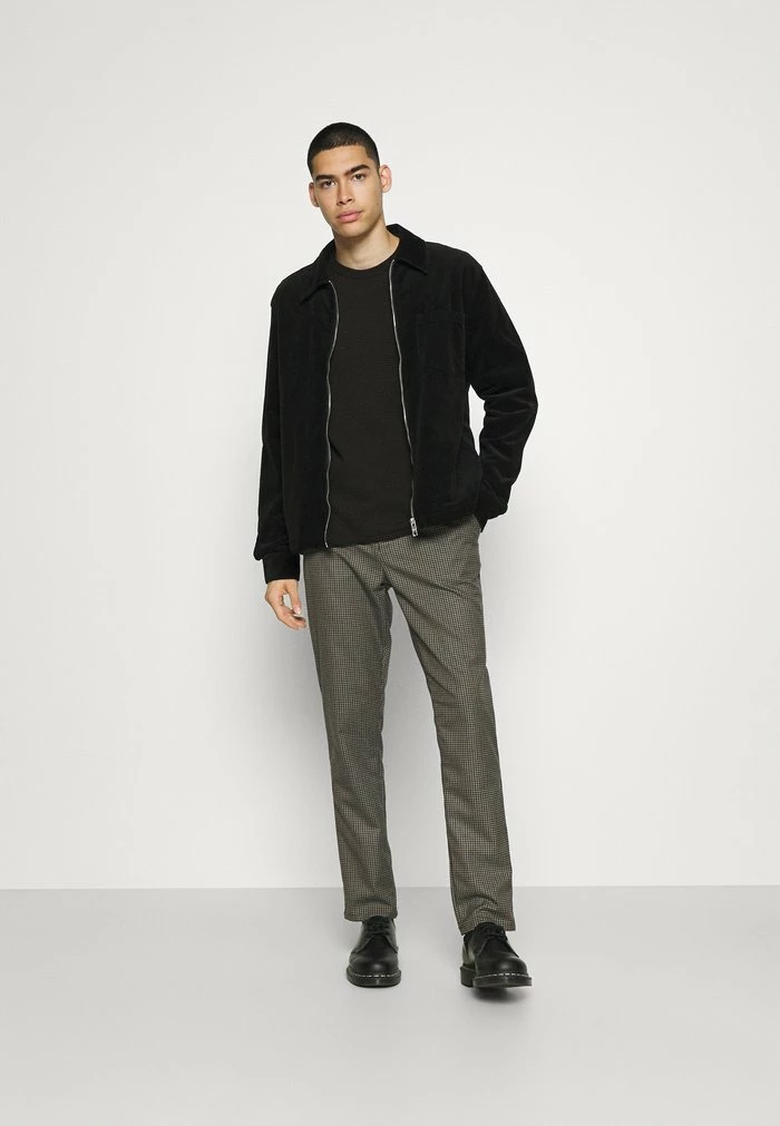 Remise 💯 Only & Sons ONSNIGUEL LIFE CREW NECK - Pullover - Black 🛒 2 Remise 💯 Only & Sons ONSNIGUEL LIFE CREW NECK - Pullover - Black 🛒 – Image 2