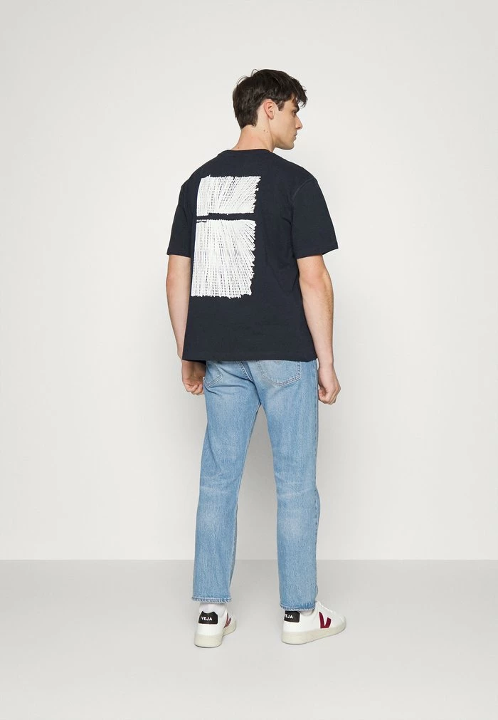 Bon marché 😍 Only & Sons ONSOSRIS LIFE REDACT TEE - T-shirt Imprimé - Dark Navy ⭐ 3 Bon marché 😍 Only & Sons ONSOSRIS LIFE REDACT TEE - T-shirt Imprimé - Dark Navy ⭐ – Image 3