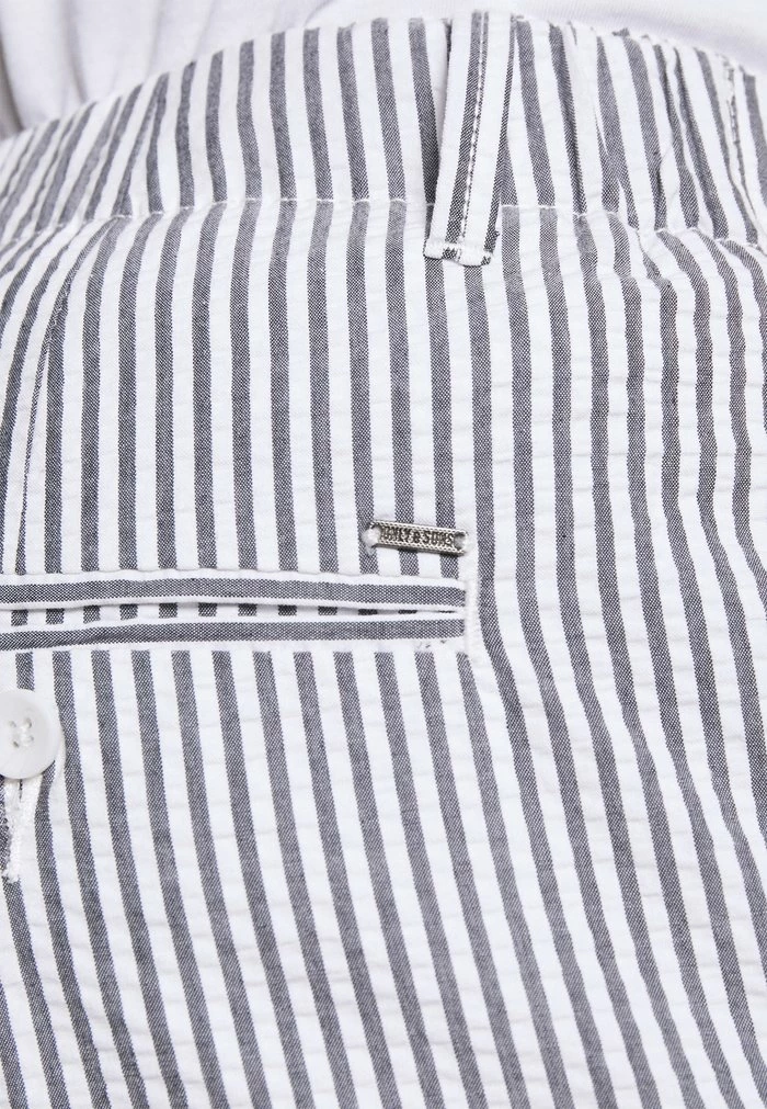 Tout neuf 🤩 Only & Sons ONSLEO LIFE CROP SEERSUCKER - Pantalon Classique - Dark Navy 🎉 5 Tout neuf 🤩 Only & Sons ONSLEO LIFE CROP SEERSUCKER - Pantalon Classique - Dark Navy 🎉 – Image 5