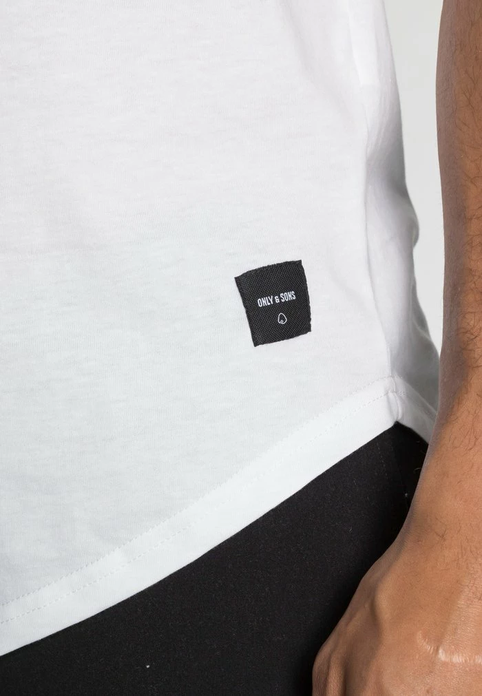 Le moins cher ⌛ Only & Sons ONSMATT 5 PACK - T-shirt Basique - Black/white/blue 🤩 8 Le moins cher ⌛ Only & Sons ONSMATT 5 PACK - T-shirt Basique - Black/white/blue 🤩 – Image 8