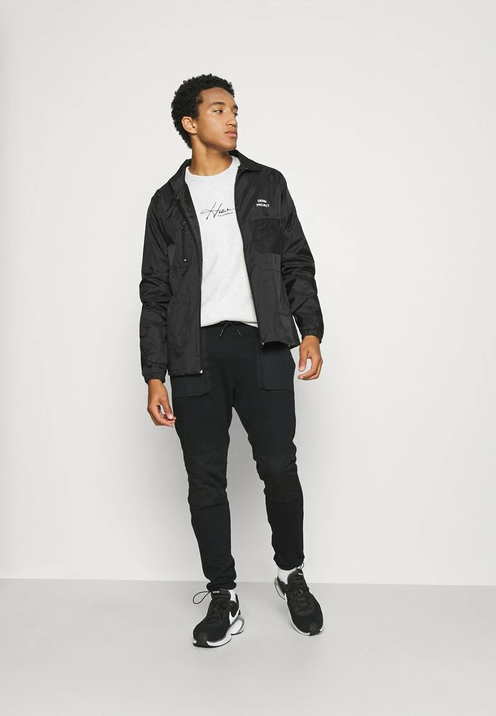 Remise ❤️ Only & Sons ONSRONALD LIFE PANTS - Pantalon De Survêtement - Black 😀 2 Remise ❤️ Only & Sons ONSRONALD LIFE PANTS - Pantalon De Survêtement - Black 😀 – Image 2