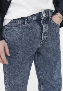 Grosses soldes 🔥 Only & Sons ONSEDGE - Jean Droit - Blue Denim 👏 9 Grosses soldes 🔥 Only & Sons ONSEDGE - Jean Droit - Blue Denim 👏 -Boutique Only & Sons e28329c0672e46cc80f30c3212e99923