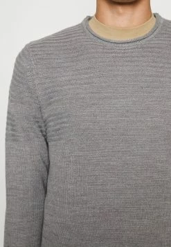 Les meilleures critiques de 🎉 Only & Sons ONSBLADE CREW NECK - Pullover - Medium Grey Melange 🤩 -Boutique Only & Sons fcd1cfa98ff94905844170d5325b2a2d